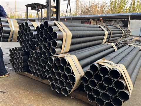 DN100內襯不銹鋼直縫管